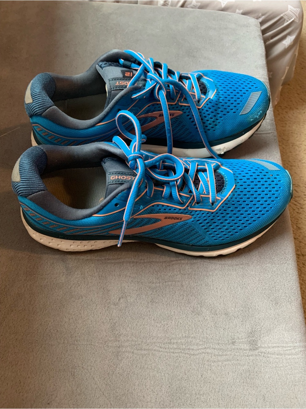 Brooks  Running Shoes - Bright Blue with Navy Accents